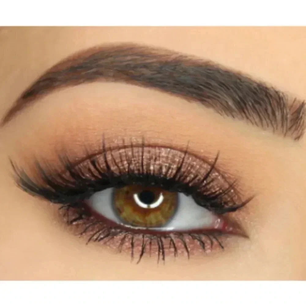 GIRLACTIK Metallic Eye Sparkle Shadow in Glam‎